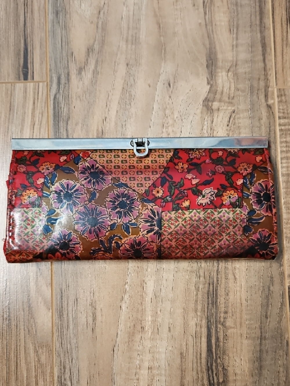 Floral Y2K Retro Patchwork Clutch Wallet - Multicolor - Picture 2 of 16